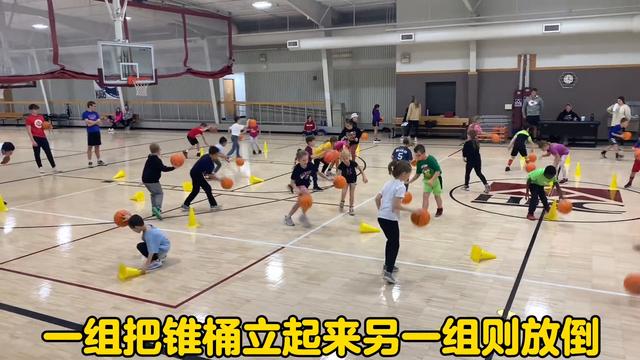 跟我一起看美国之 - -孩子们的篮球训练 #少儿篮球(篮球训练视频)
