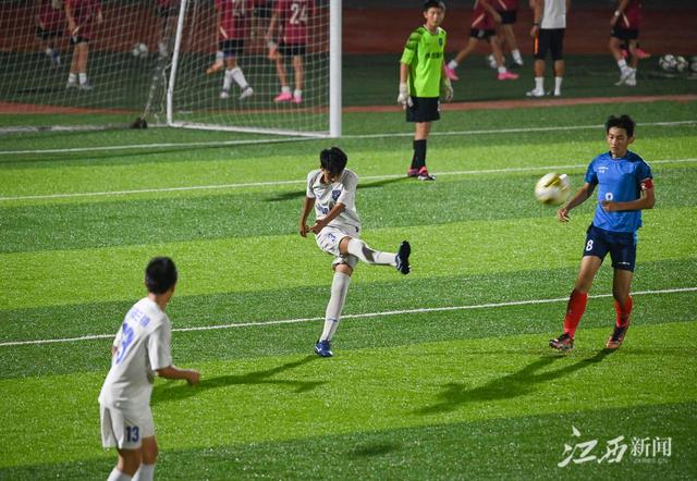 国内16支男子U13少年足球队在广昌激情角逐(少年足球队)