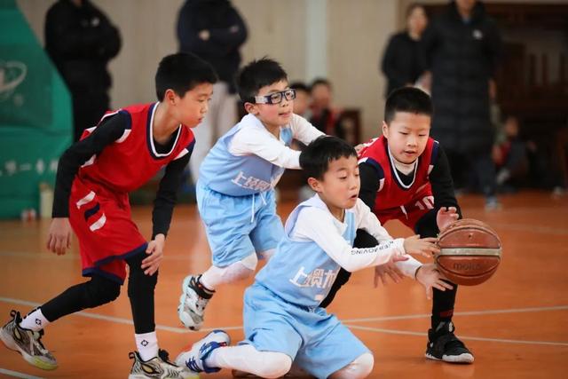 2024年松江区校园篮球、足球联盟（U9）精英赛圆满落幕(联盟足球)