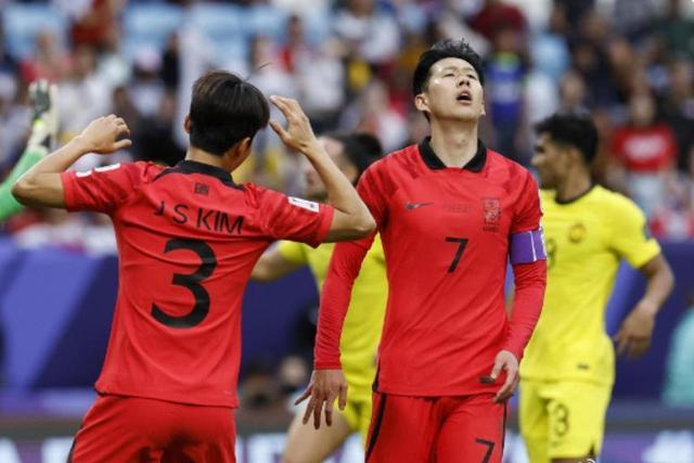 韩国3-3被绝平！韩媒解释：这不是假球，是灾难耻辱，主帅该下课(足球对韩国)