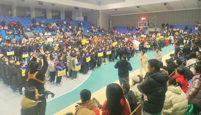 NYBO青少年篮球公开赛湘潭开赛 679名篮球少年同场竞技(少年篮球)