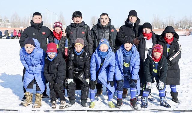 黑龙江省青少年冰雪运动会雪地足球比赛开赛(黑龙江足球)
