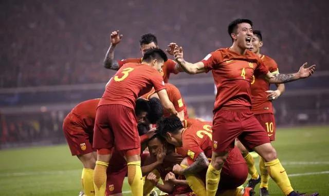 中国足球：国家队11人大名单(中国足球名单)