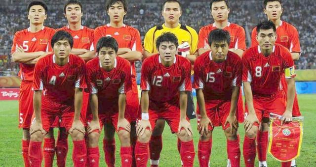 \\u0026#34;国足十大球星：他们是中国足球的英雄，你必须认识他们\\u0026#34;(中国足球球员)