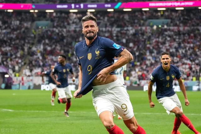 世界杯-凯恩点球二中一 吉鲁制胜球 法国2-1淘汰英格兰进四强(足球视频回放)